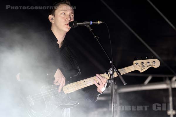 THE XX - 2013-06-28 - EVREUX - Hippodrome Evreux Normandie - Oliver Sim